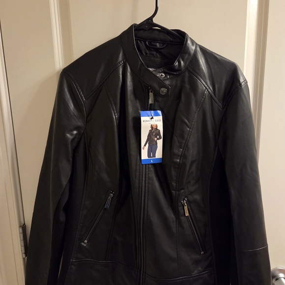 Kenneth Cole Women's Black Leather Jacket - Picture 1 of 4